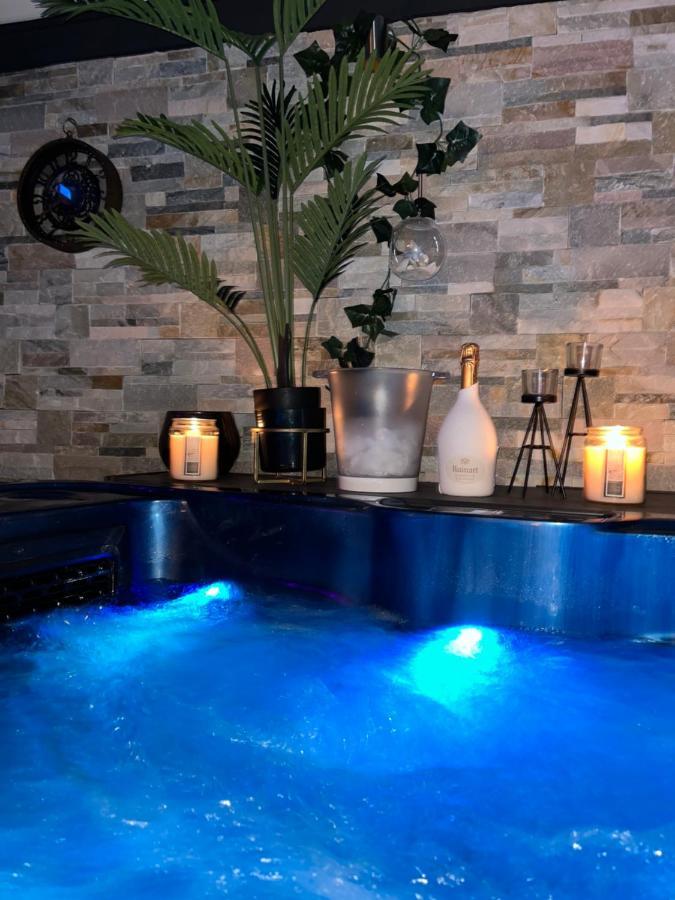 مبيت وإفطار موسان ليه ألبيل Mon Petit Bali المظهر الخارجي الصورة